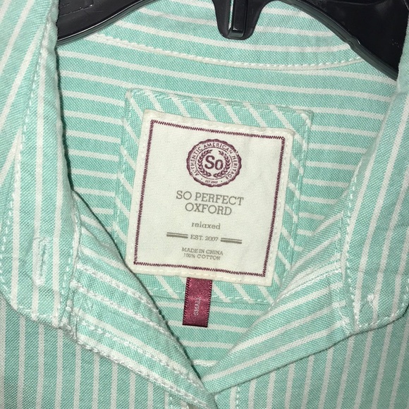 Teal button up shirt no flaws - Picture 2 of 3